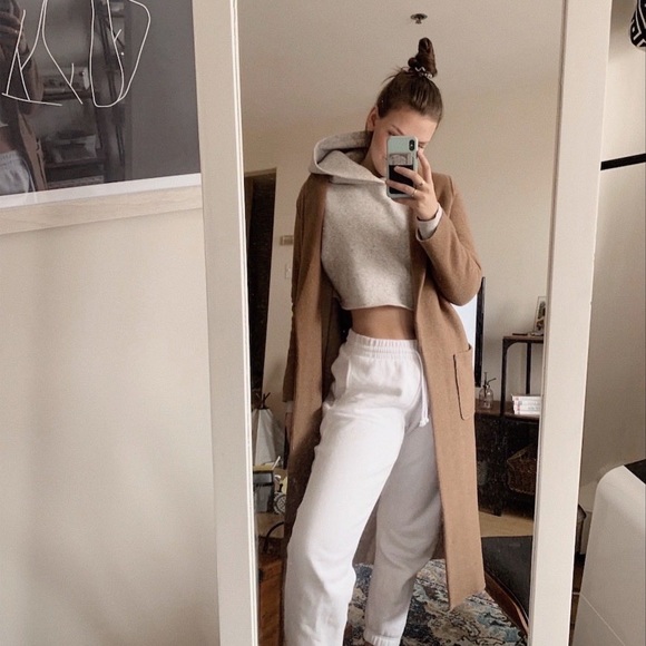 Meet your Posher, Abby - Picture 1 of 1